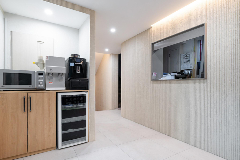 Public Area 2, Alma Hotel, Jung