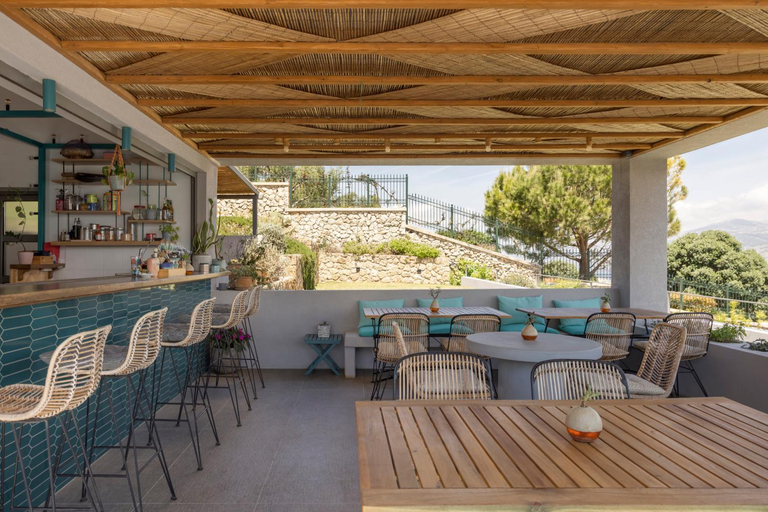 Food & Drinks 4, Harmony Suites, Ionian Islands