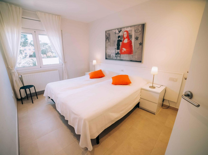 Room 4, Amazing Penthouse at La Fosca Beach, Girona