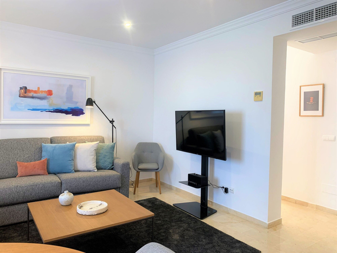 Room 2, AS MDM 6 in Mijas Costa, Málaga