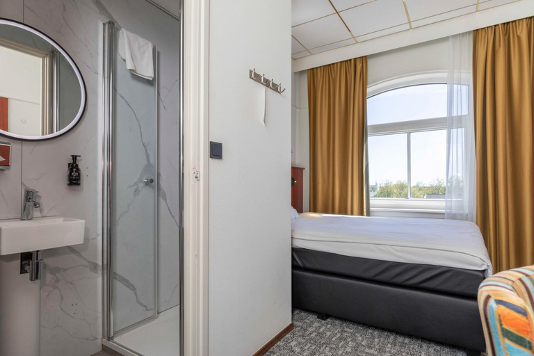 Bedroom 2, Fletcher Hotel De Nieuwe Doelen - Middelburg, Middelburg