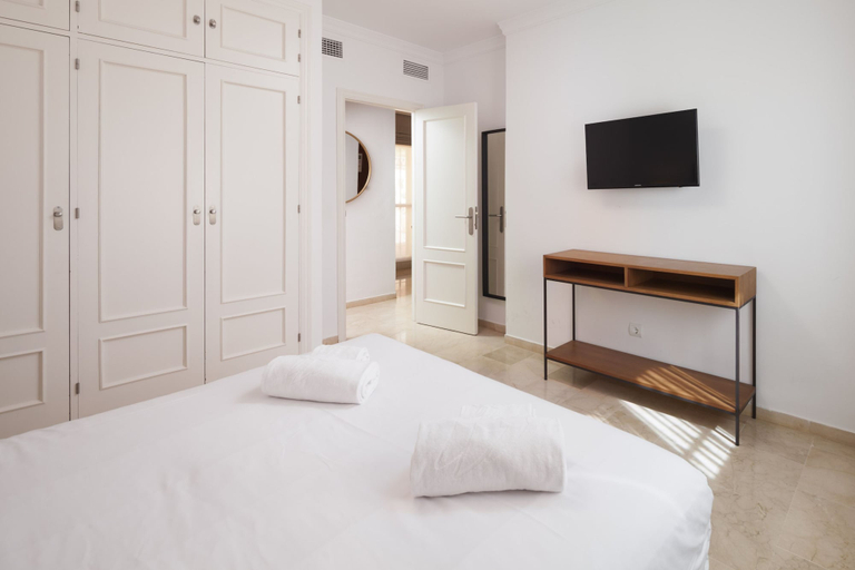 Room 2, AS MDM 5 in Mijas Costa, Málaga