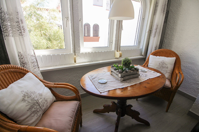 Room 4, P Andaluz 670 by At Home Costa del Sol, Málaga