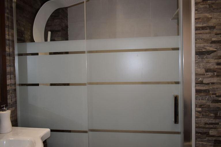 Room 2, Ad4101 in Denia With 4 Bedrooms and 1 Bathrooms, Alicante