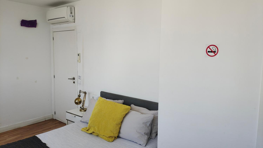 Bedroom 3, Republica 83 - Campo Pequeno Home, Lisbon