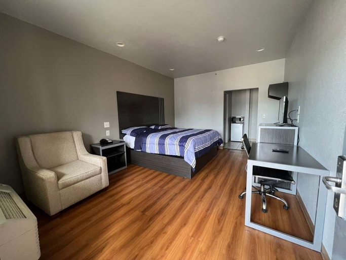 Room 2, CENTURY INN, Dallas