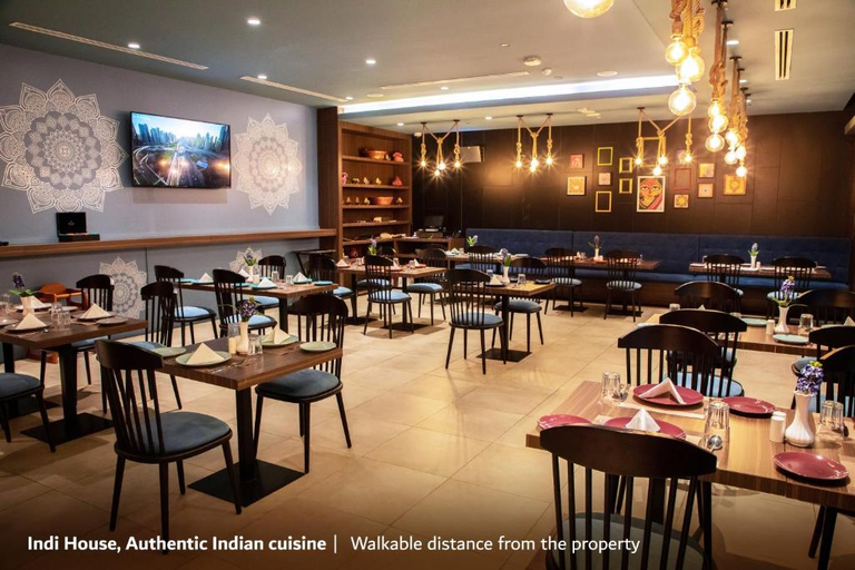 Food & Drinks 3, Kingsgate Hotel Canal, Dubai
