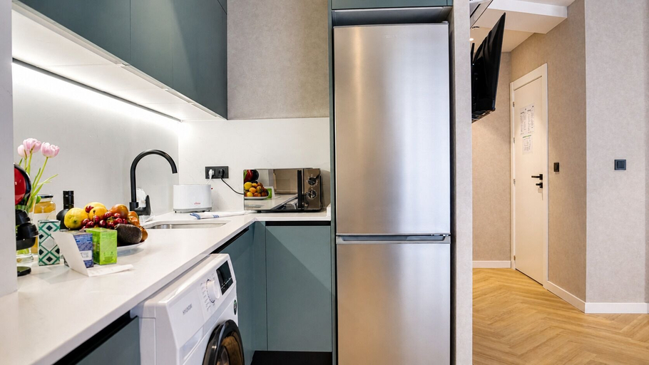 Private kitchen 2, MyFlats La Marina, Alicante