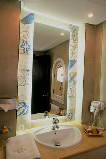Bathroom 5, Hotel Alhambra Thalasso, Bouficha