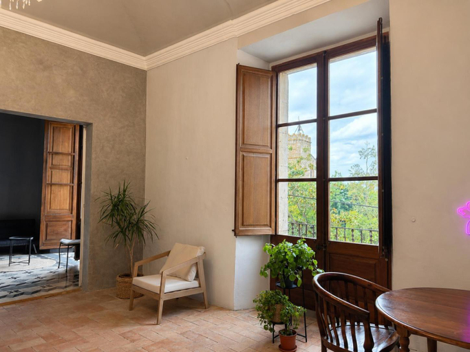 Others 5, Casa Contreras, Girona
