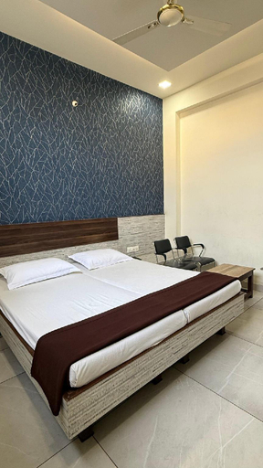 Bedroom 4, Hotel JB Residency, Bagalkot
