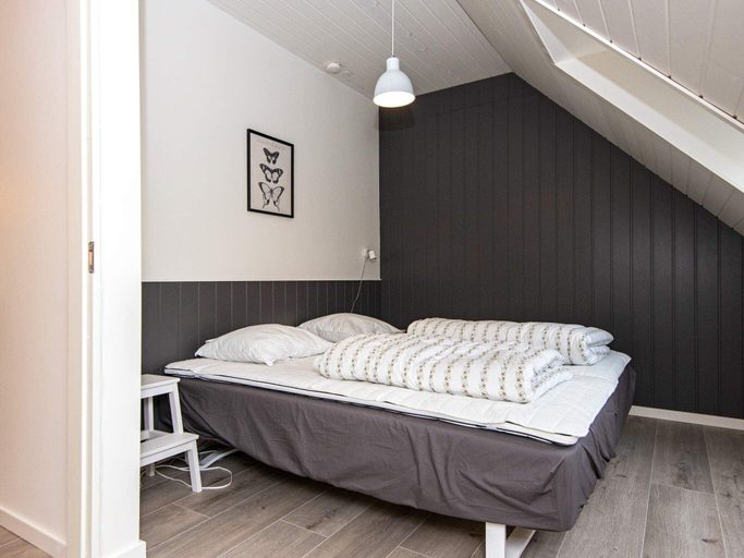 Bedroom 2, 4 star holiday home in Hovborg, Vejen