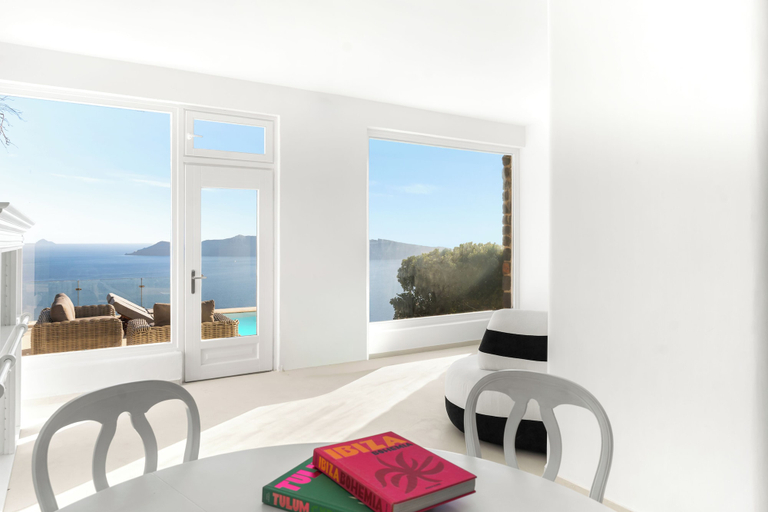 Living area 2, Neraé Santorini, South Aegean
