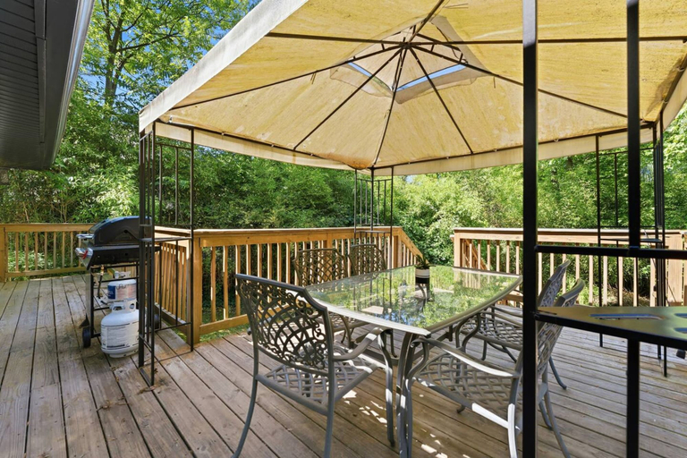 Room 2, Fifa World Cup HQ Luxury 8BR Buckhead Estate, Atlanta