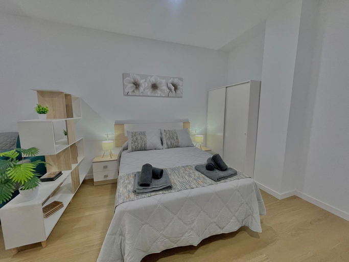 Room 5, Terrasol Maenoba Playa 3, Málaga