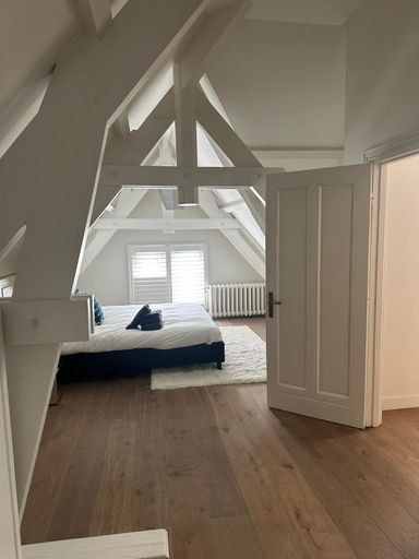 Bedroom 2, Beautiful luxury apartment close to the beach and city centre, Den Haag