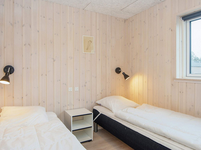 Bedroom 2, 5 Star Holiday Home in Romo, Tønder