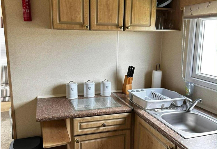 Private kitchen 4, Caravan Situated on Coastfields, Ingoldmells, Lincolnshire