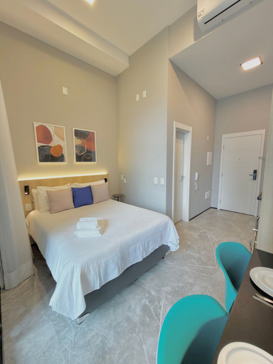 Room 3, Haus Mitre 370, São Paulo
