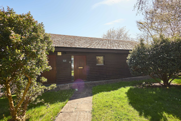Room 5, Host Stay Beech Lodge, Lincolnshire