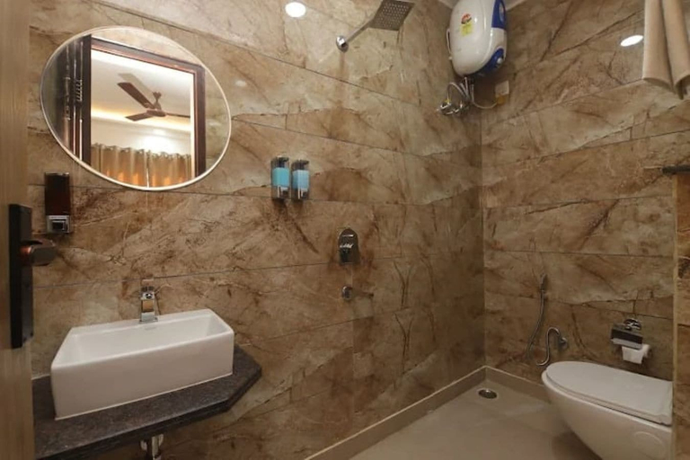 Bathroom 5, HOTEL GANGA STONE, Dehradun