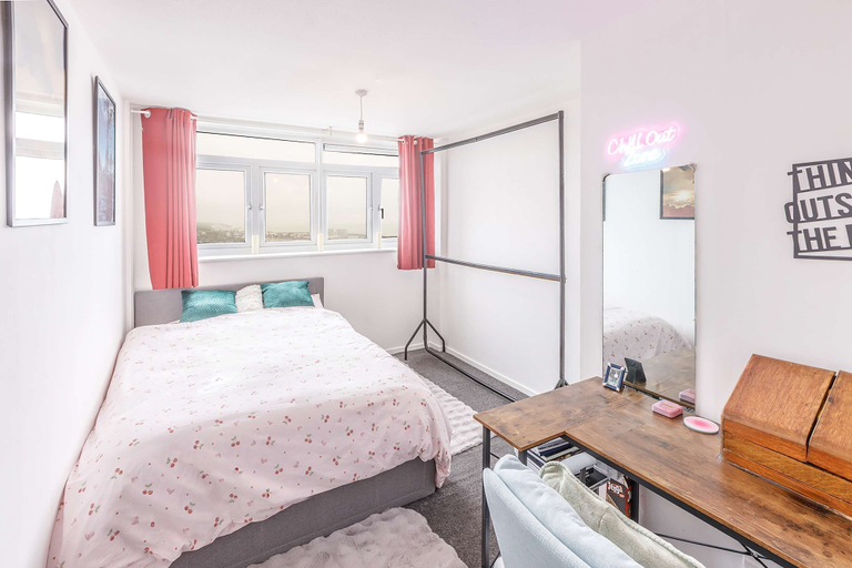 Room 2, Host Stay Essex Place, Brighton and Hove