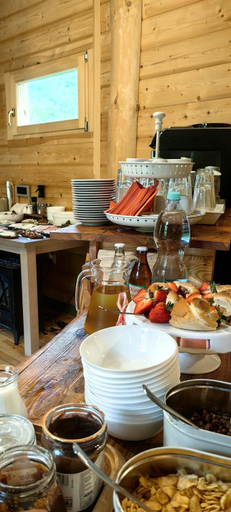 Food & Drinks 4, Osada pod Beskidem- chatki caloroczne, Cieszyn