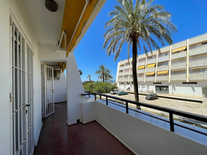Room 5, Terrasol Piramides Apis 2, Málaga