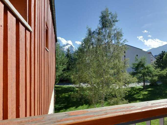 Balcony, Central Slope Stay for Four, Isère