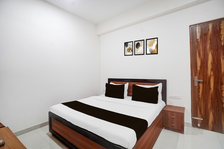 Room 4, Classic The Urban, Gautam Buddha Nagar