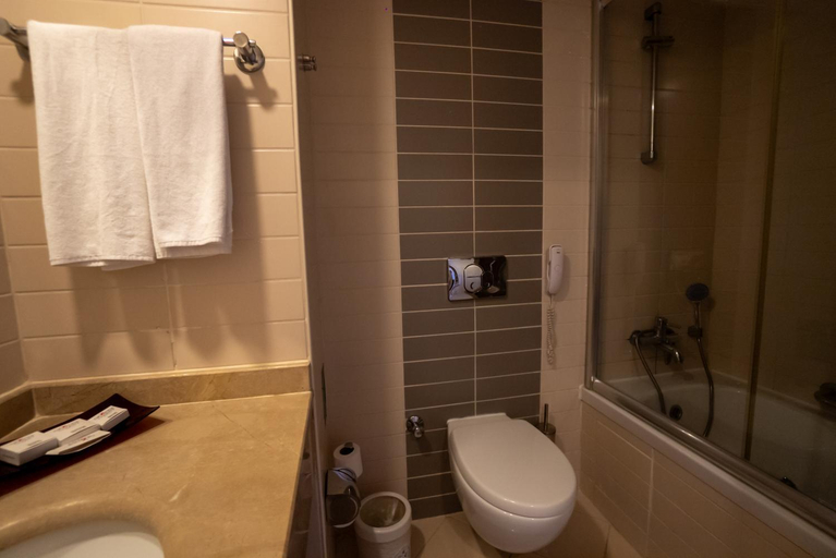 Bathroom 5, Orange County Belek, Serik