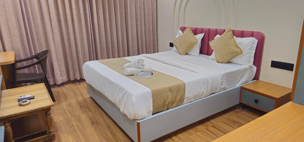 5, Hotel Silvera Inn, Ahmadabad