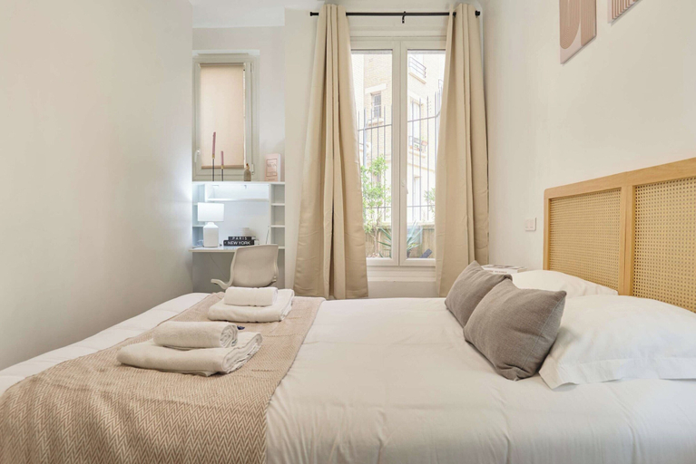 Room 3, Charming Apartment Heart of Paris Montparnasse, Paris