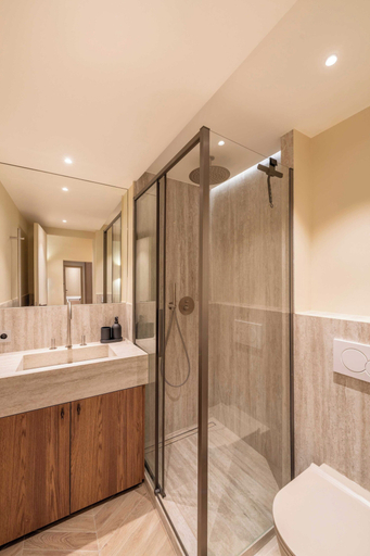 Bathroom 5, 2bdr/6p Central A/C apt - Heart of Nice - Beach, Alpes-Maritimes