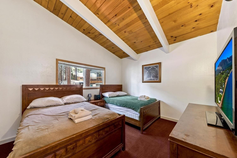 Room 3, Heavenly Valley Express by RedAwning, El Dorado