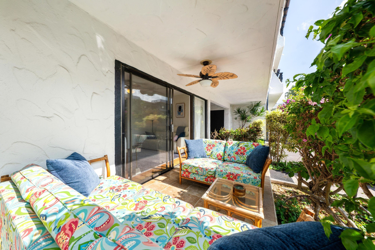 Terrace/patio 2, Big Island Casa De Emdeko B133 1 Bedroom Apts, Hawaii