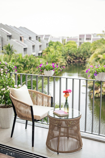 Property grounds 4, Hometown Kem 4 BRS Pool Villa Hoi An, Da Nang