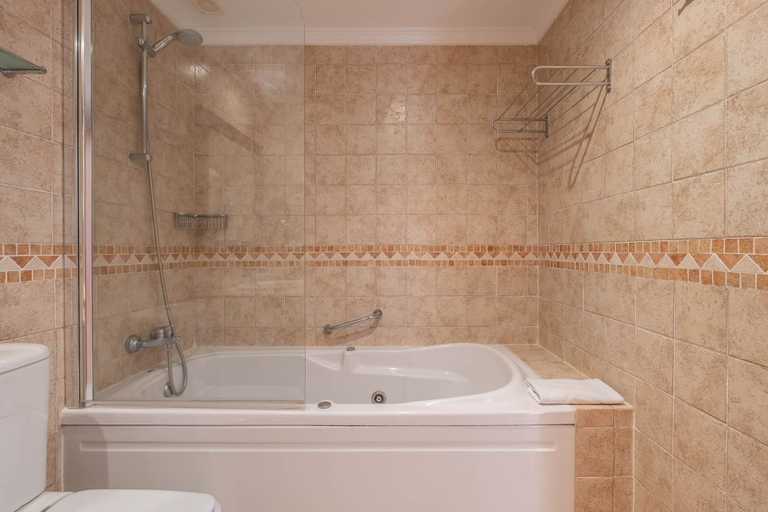 Room 3, AS MM C10 in Mijas Costa, Málaga