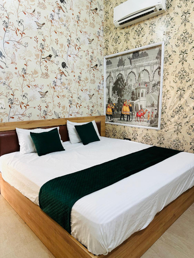 Bedroom 5, Hotel park view , Bathinda