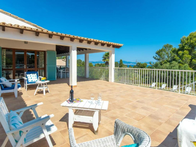 Others 2, Villa Son Granada, Baleares