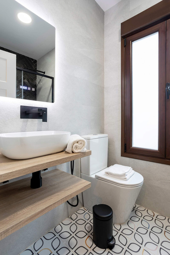 Room 4, Elegant 3BD Apartment in Granada Buensuceso II, Granada