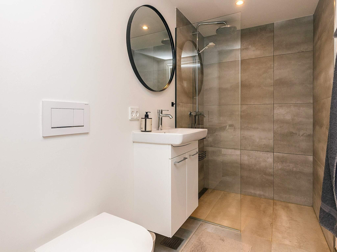 Bathroom 4, 4 star holiday home in Væggerløse, Guldborgsund