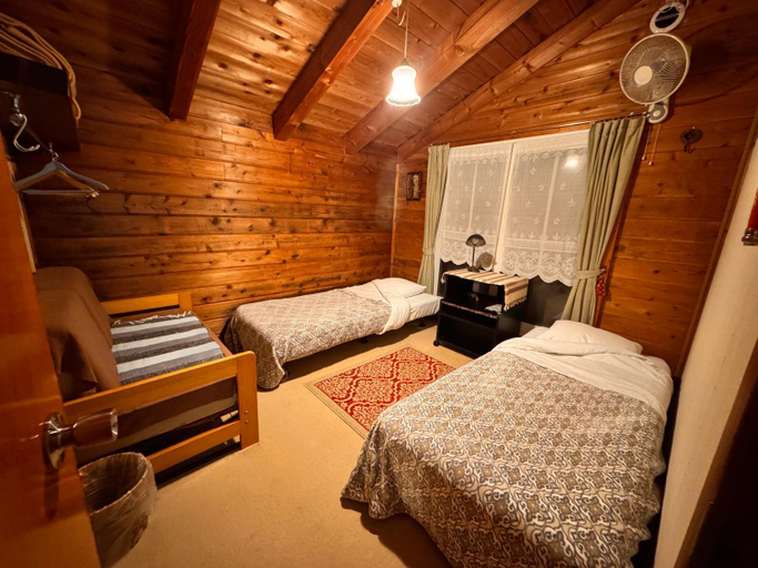 Bedroom 2, Polar Bear 藏王白熊民宿, Yamagata