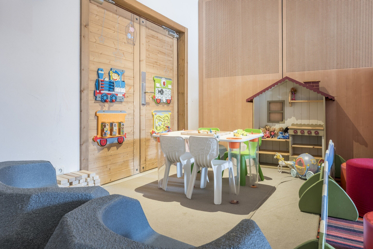 Children's area, Mountain View Retreat With Balcony for 8, Haute-Savoie