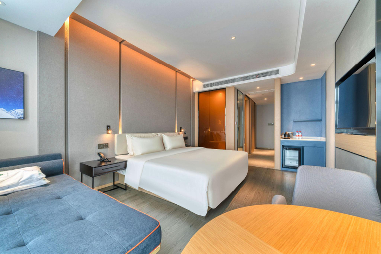 Bedroom 2, Atour Hotel Tongxiang South Qingfeng Road, Jiaxing