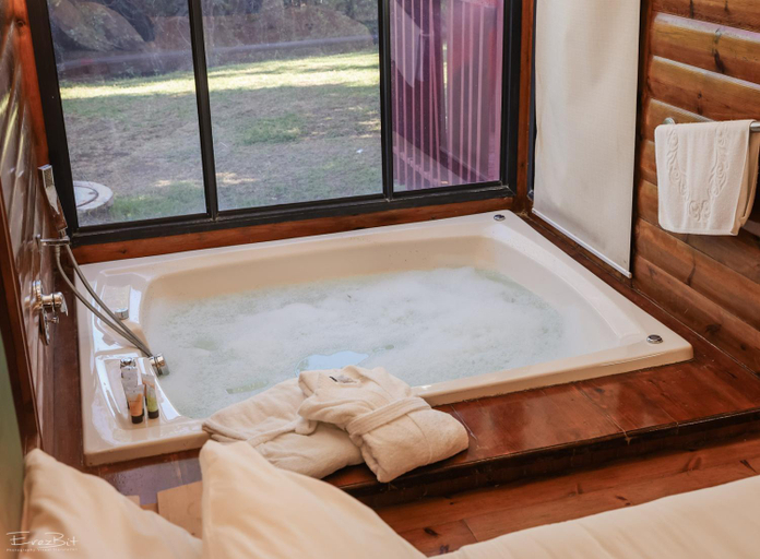 Bathroom, Ein Harod Ichud Kibbutz Country Lodging by KHC