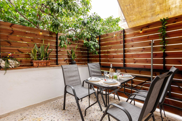 Room 1, Kalamata s Urban Oasis With Private Balcony, Peloponnese
