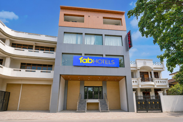 Exterior view 3, Fabhotel Southtown, Kanpur Nagar