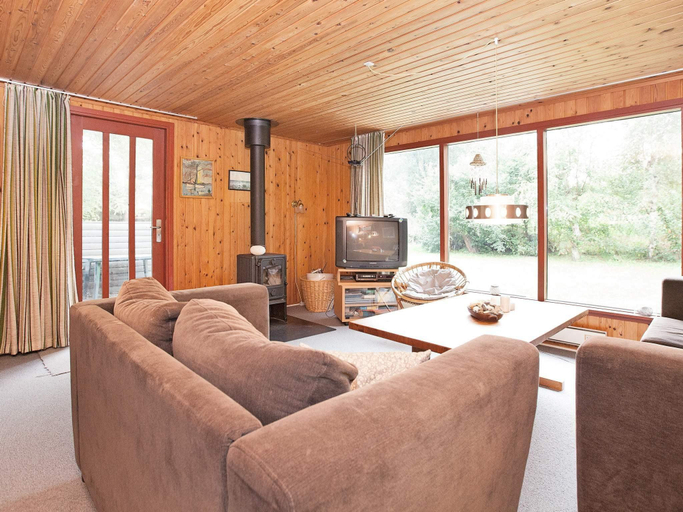 Others 5, 6 person holiday home in Ebeltoft, Syddjurs