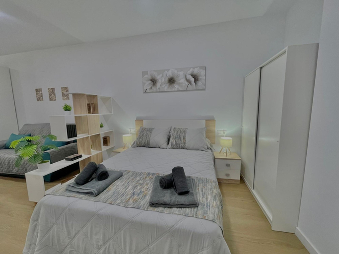Room 2, Terrasol Maenoba Playa 3, Málaga